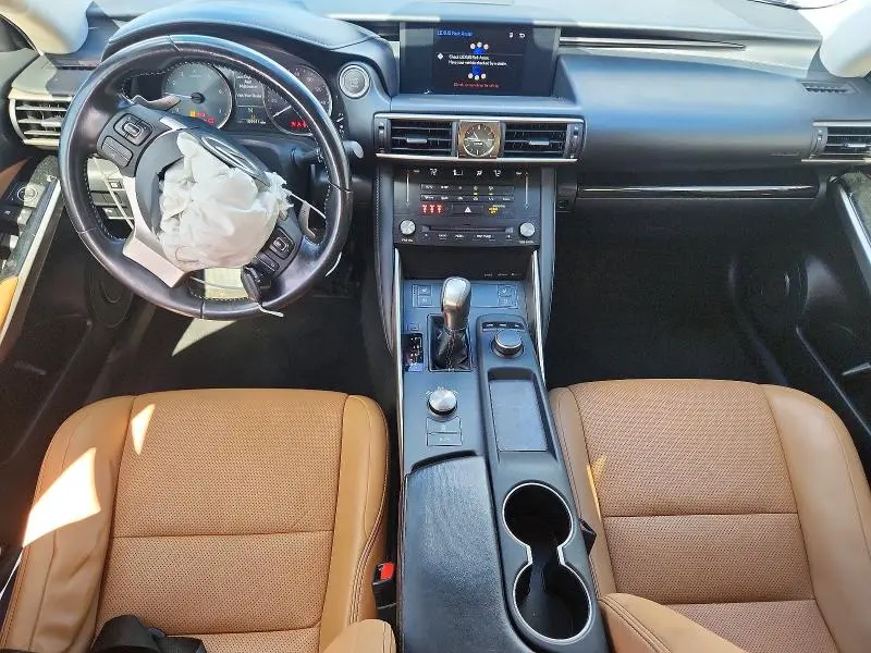 2017 LEXUS IS 200T  