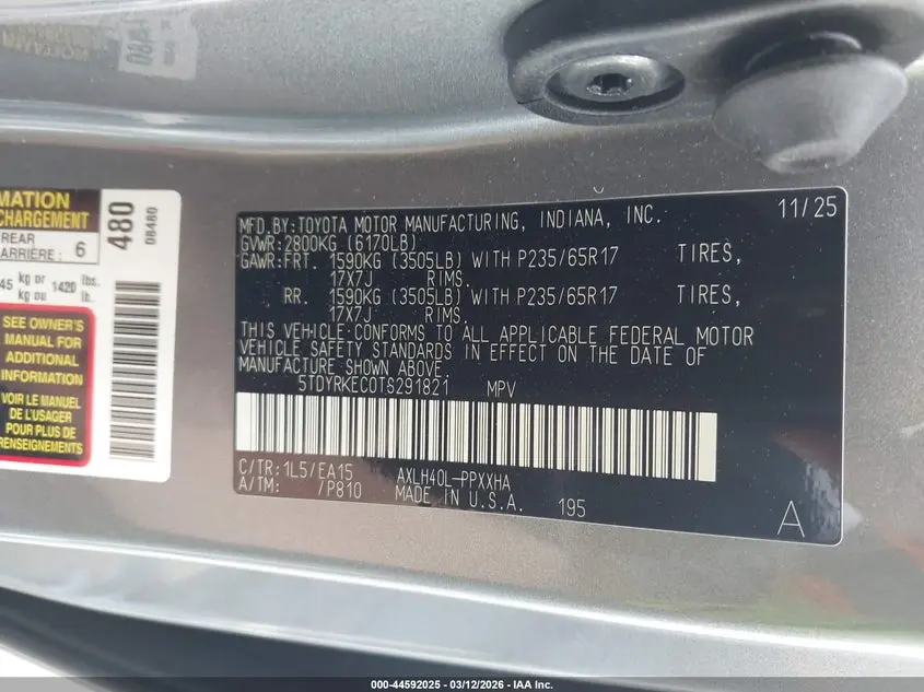 2026 TOYOTA SIENNA XLE