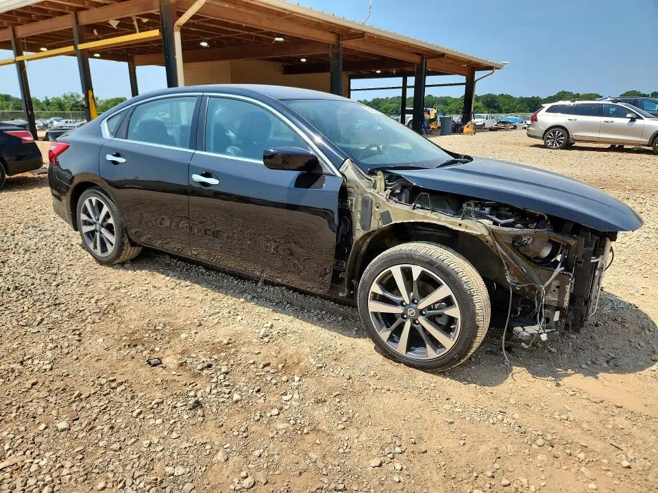 2016 NISSAN ALTIMA 2.5 SR  