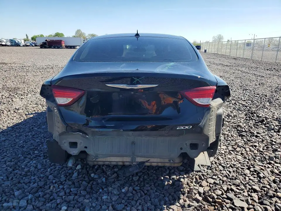 2015 CHRYSLER 200 LIMITED  