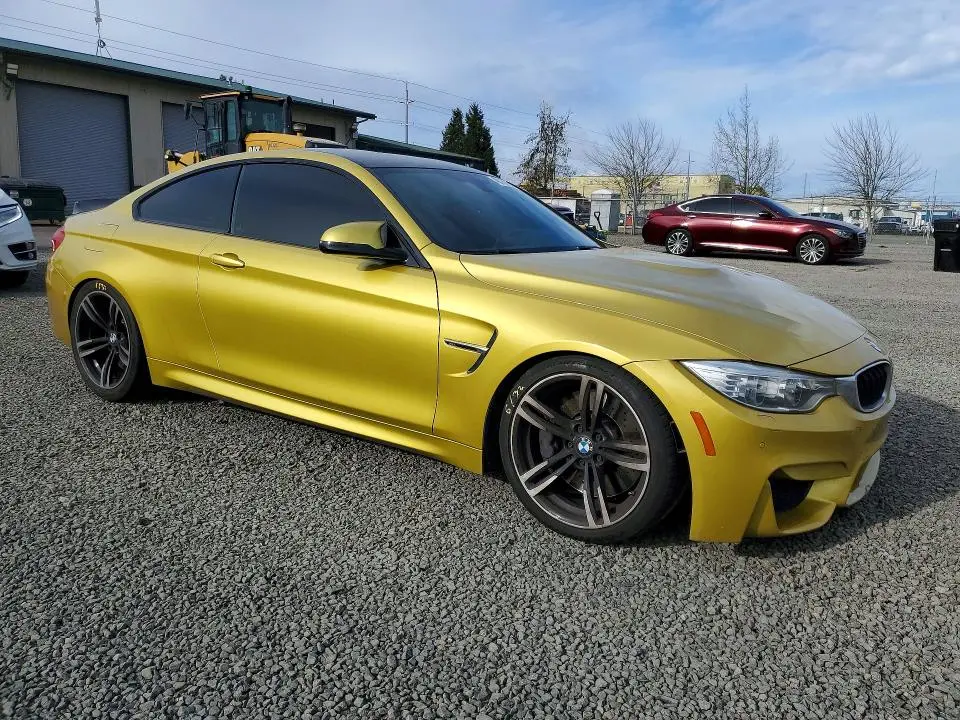 2015 BMW M4 COMPETITION  