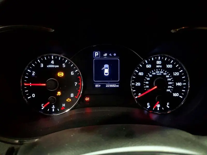 2017 KIA FORTE LX  