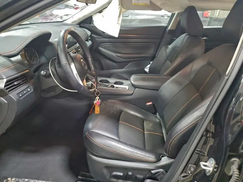 2021 NISSAN ALTIMA SR  