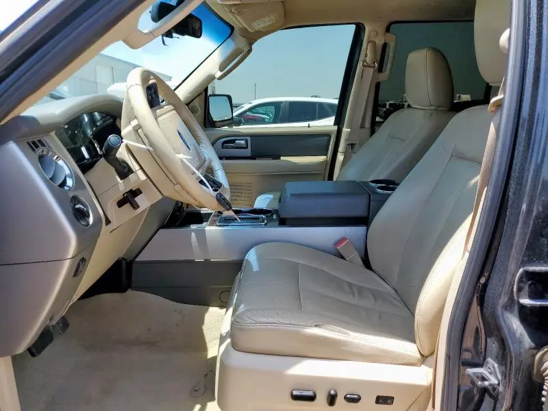 2013 FORD EXPEDITION XLT  