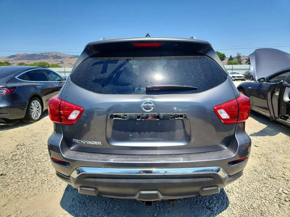 2017 NISSAN PATHFINDER S  