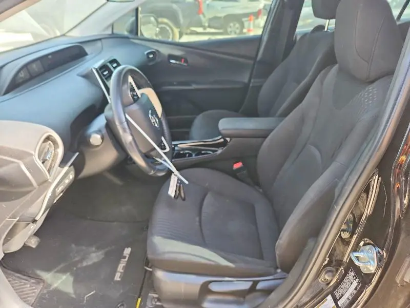 2018 TOYOTA PRIUS THREE  