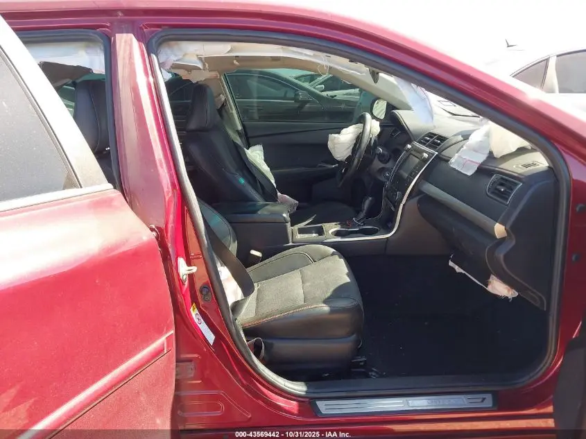 2017 TOYOTA CAMRY SE