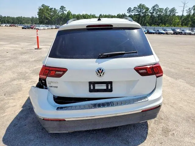 2020 VOLKSWAGEN TIGUAN SE  