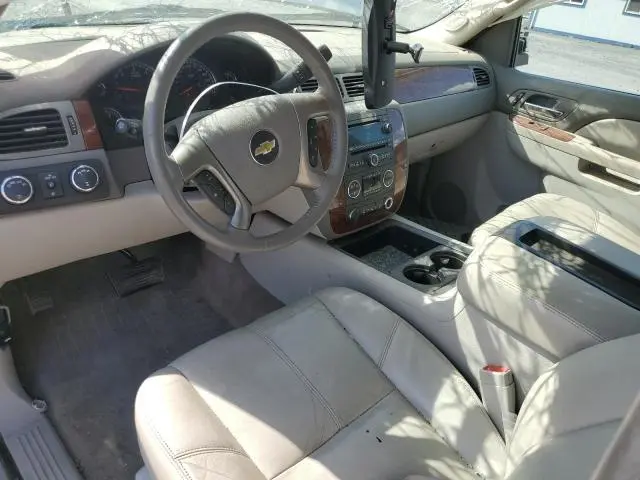 2012 CHEVROLET SUBURBAN K1500 LT  