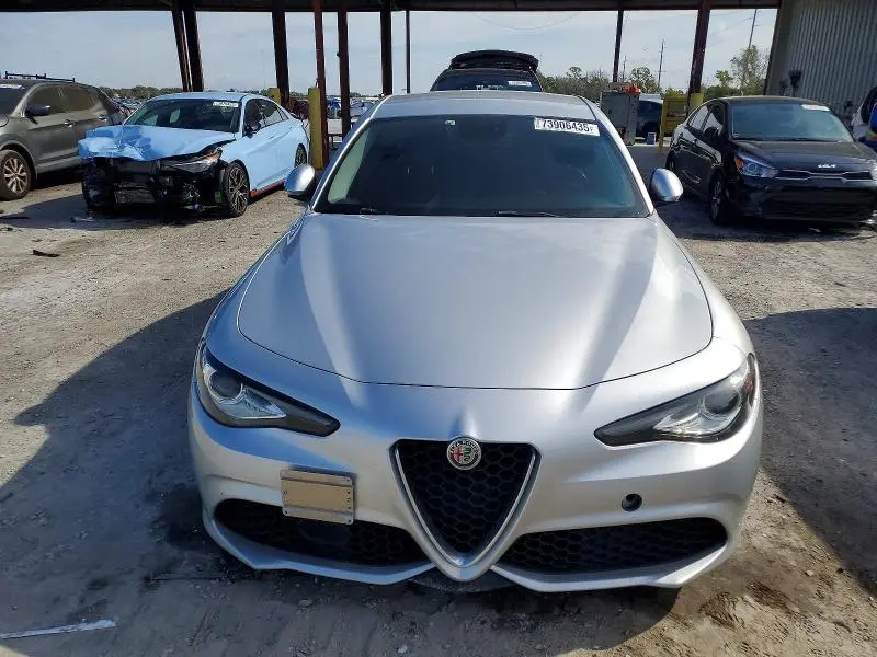 2017 ALFA ROMEO GIULIA Q4  