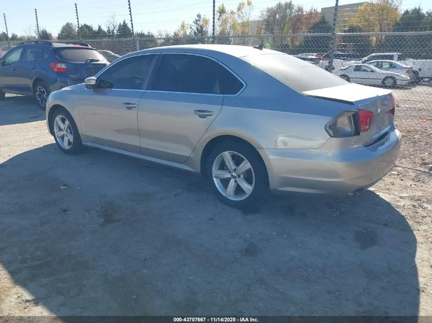 2013 VOLKSWAGEN PASSAT 2.5L SE