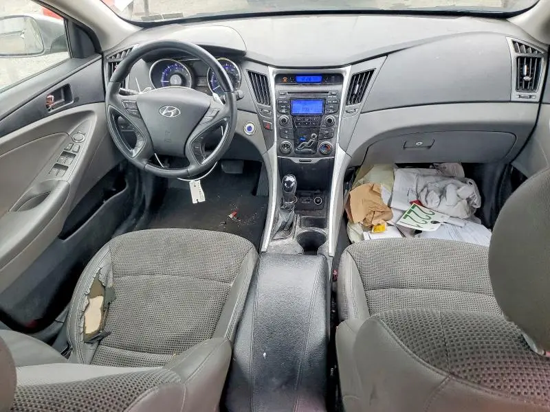 2012 HYUNDAI SONATA SE  