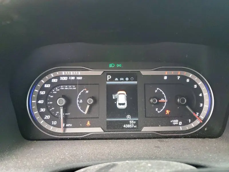 2022 HYUNDAI TUCSON SE  