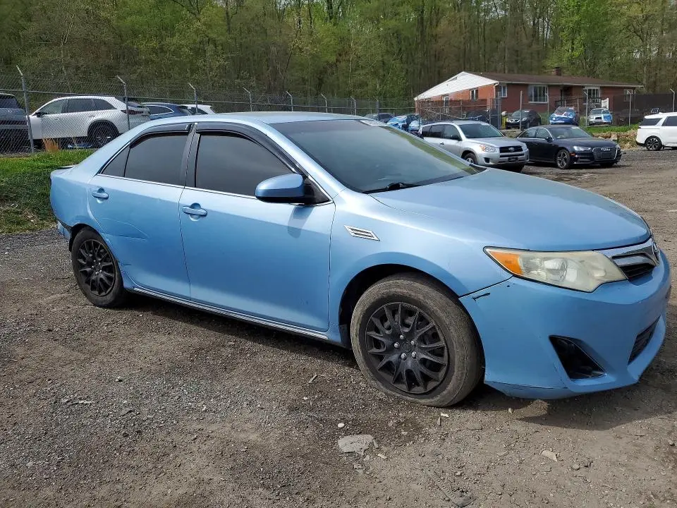 2012 TOYOTA CAMRY LE  