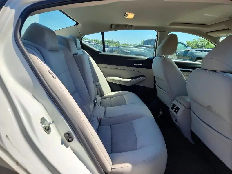 2019 NISSAN ALTIMA SV  