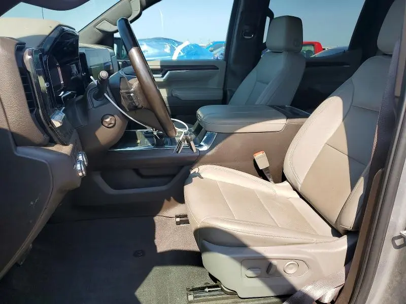 2024 GMC SIERRA K1500 SLT  