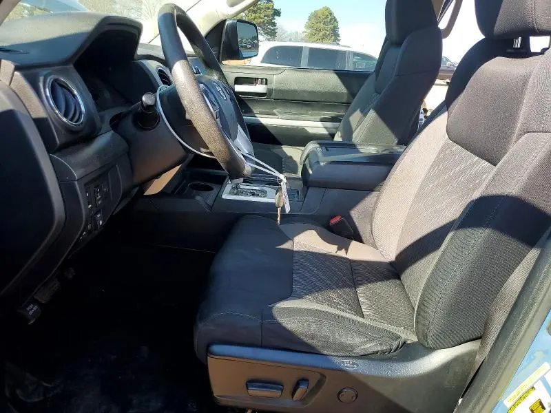 2019 TOYOTA TUNDRA CREWMAX SR5  