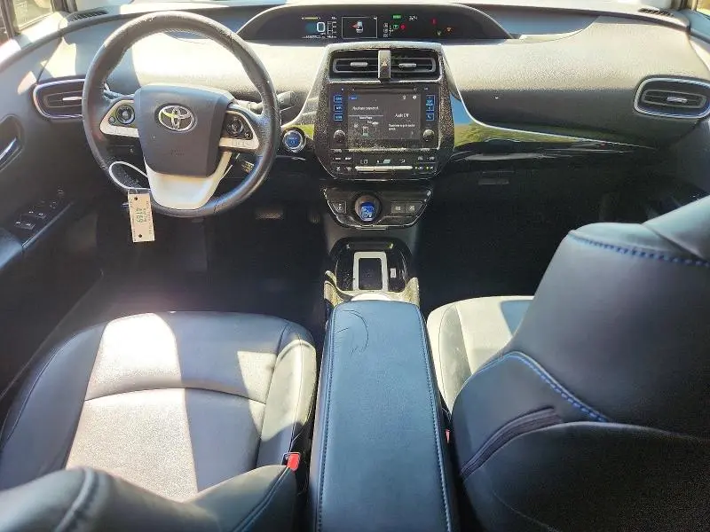 2016 TOYOTA PRIUS THREE TOURING  