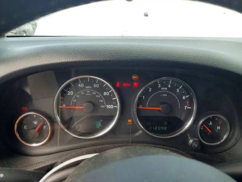 2014 JEEP WRANGLER SAHARA  