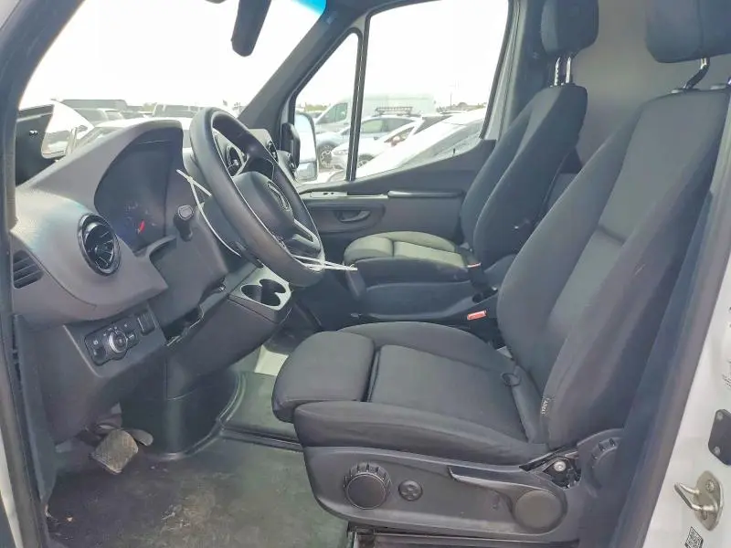 2021 MERCEDES-BENZ SPRINTER 2500  