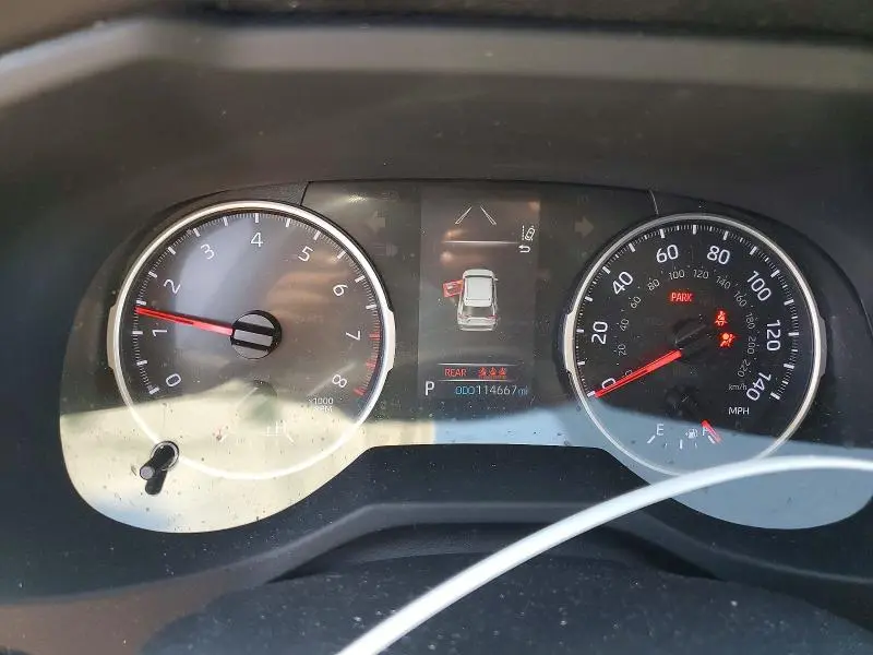 2019 TOYOTA RAV4 LE  