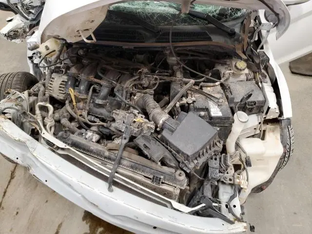 2015 FORD FIESTA SE  