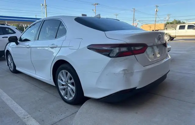 2021 TOYOTA CAMRY LE  