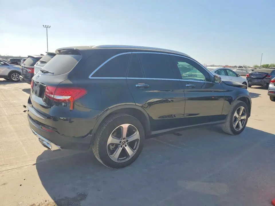2018 MERCEDES-BENZ GLC 300  