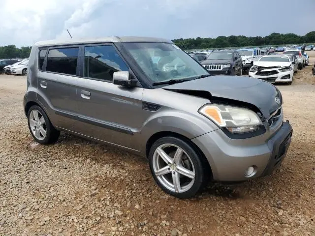 2010 KIA SOUL +  