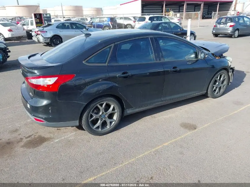 2013 FORD FOCUS SE