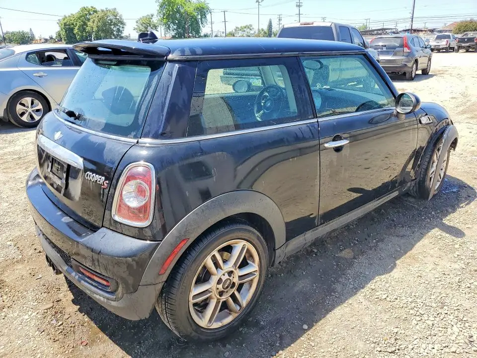 2012 MINI COOPER S  