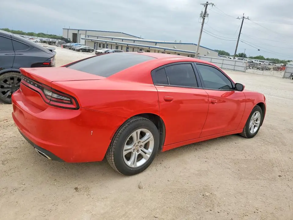 2022 DODGE CHARGER SXT  