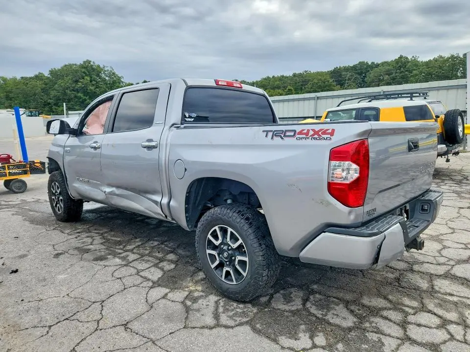 2017 TOYOTA TUNDRA CREWMAX LIMITED  