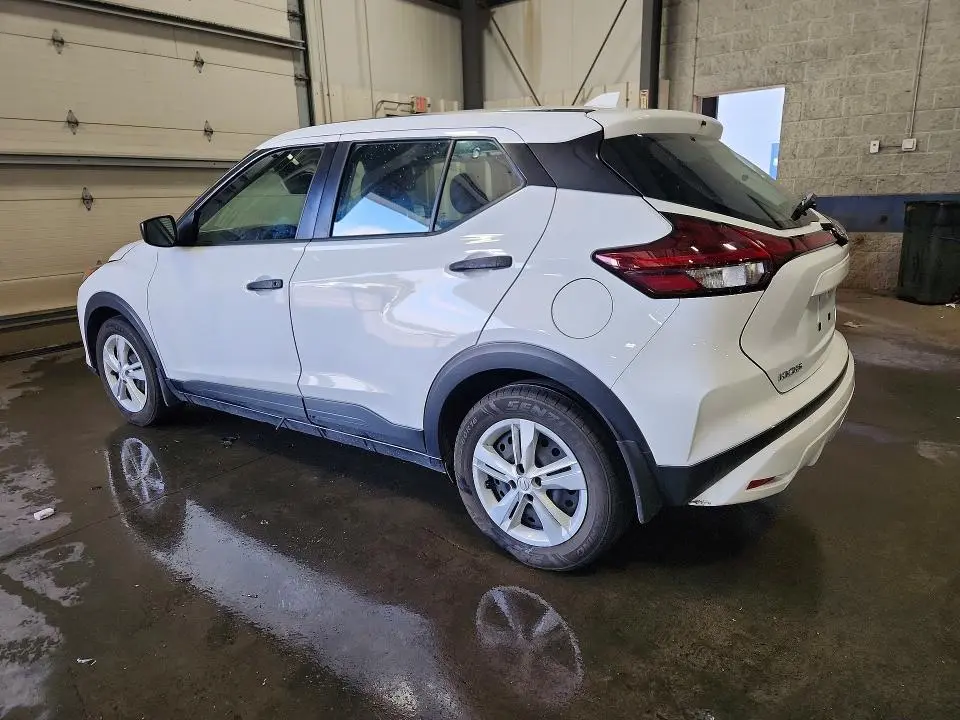 2024 NISSAN KICKS S  