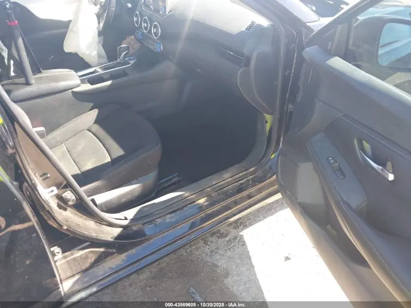 2020 NISSAN SENTRA SV XTRONIC CVT