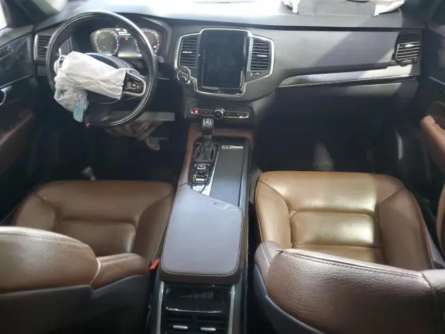 2020 VOLVO XC90 T6 MOMENTUM  