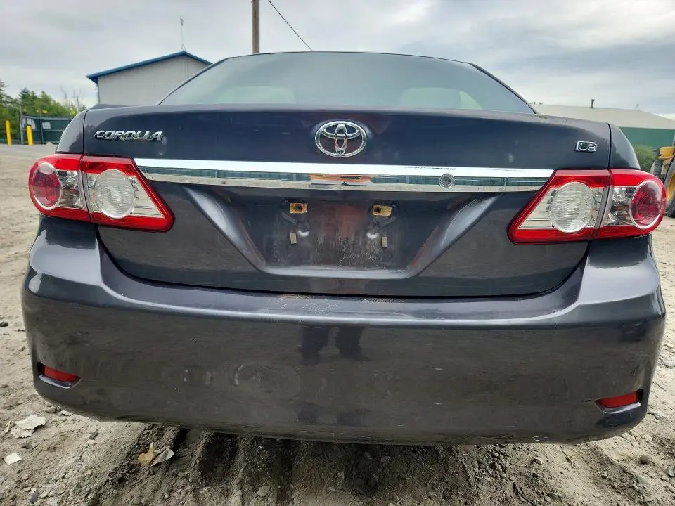 2011 TOYOTA COROLLA LE  