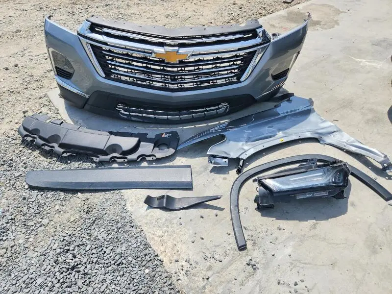 2023 CHEVROLET TRAVERSE LT  