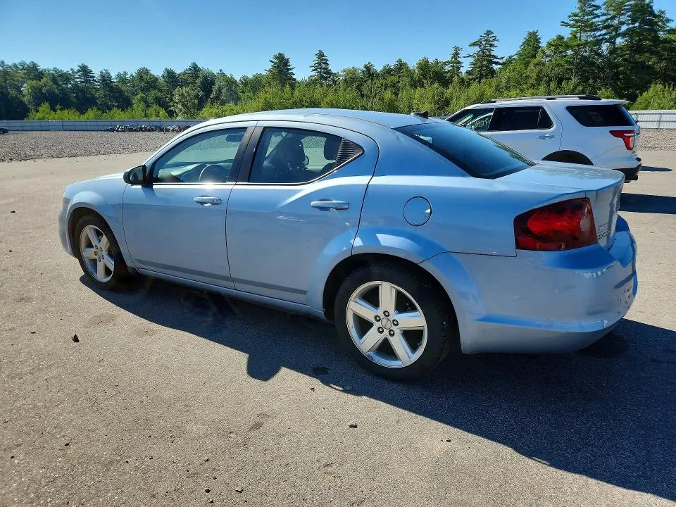 2013 DODGE AVENGER SE  
