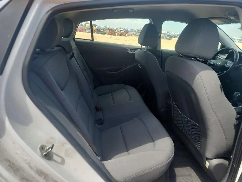2020 HYUNDAI IONIQ SE  