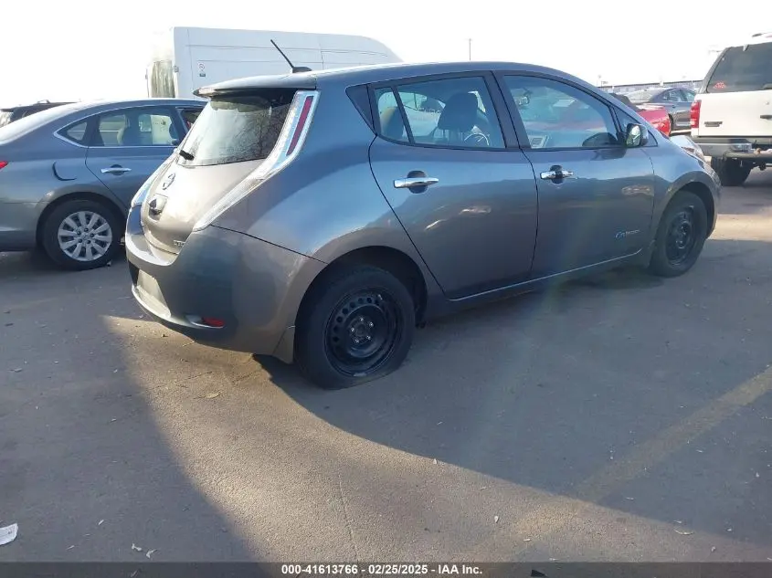 2015 NISSAN LEAF S