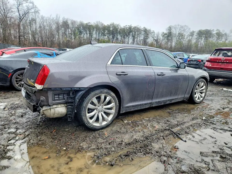 2017 CHRYSLER 300 LIMITED  