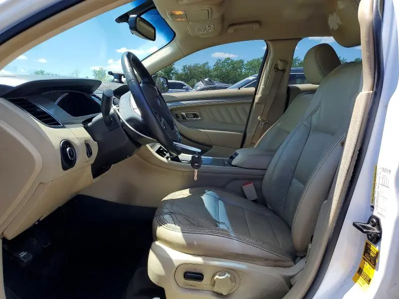 2015 FORD TAURUS SEL  
