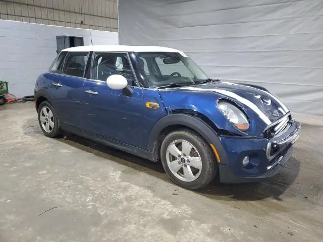 2017 MINI COOPER 