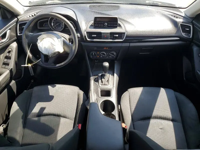 2015 MAZDA 3 SV  