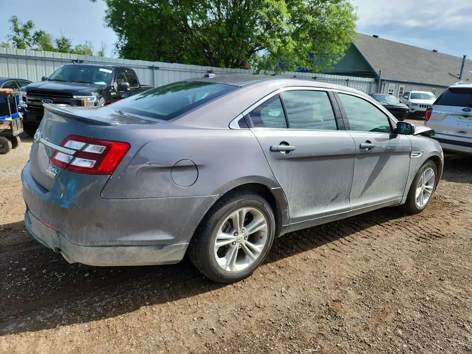 2013 FORD TAURUS SEL  