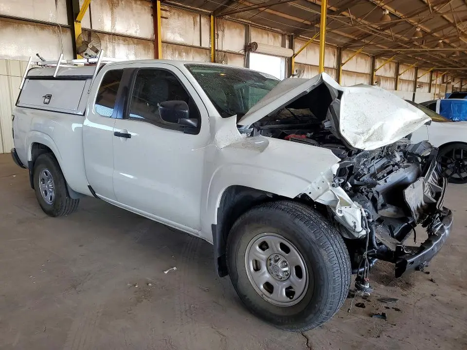 2025 NISSAN FRONTIER S  
