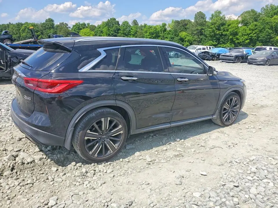 2021 INFINITI QX50 LUXE  
