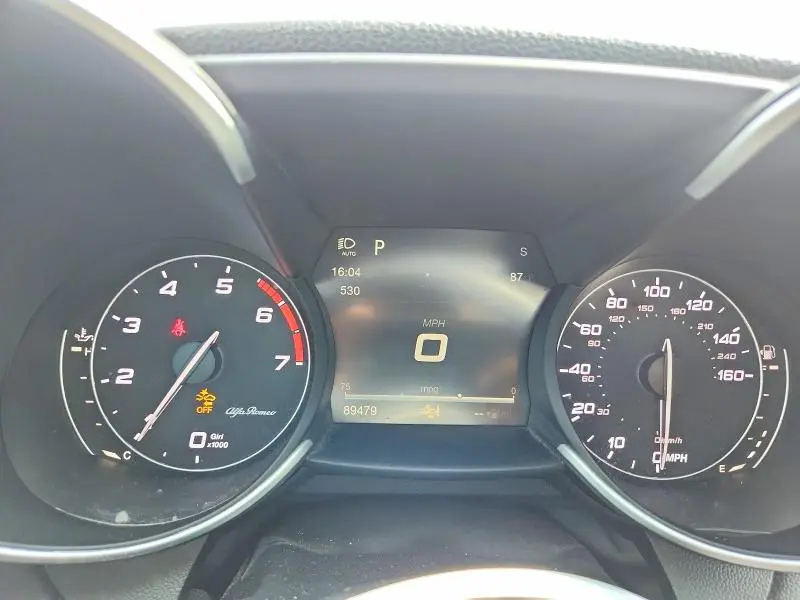 2017 ALFA ROMEO GIULIA Q4  
