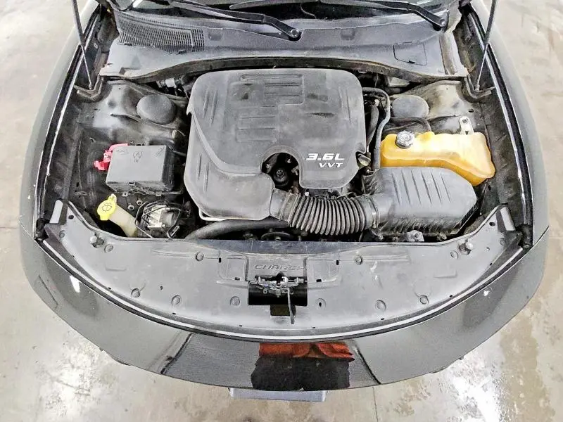 2019 DODGE CHARGER SXT  